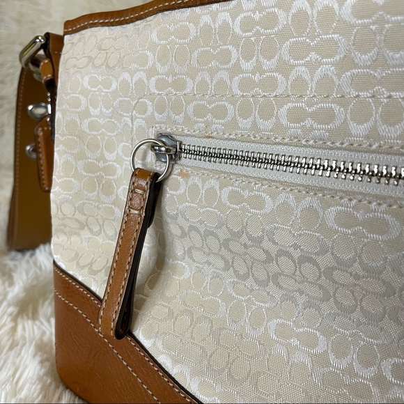 Coach Handbag Shoulder Signature Mini Duffle Ivory leather Brown purse. - Picture 12 of 17